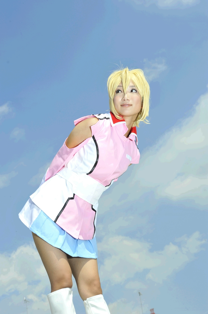 Hạt giống Gundam Stella Loussier