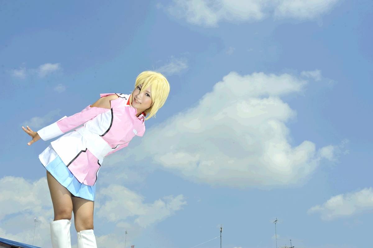 Hạt giống Gundam Stella Loussier