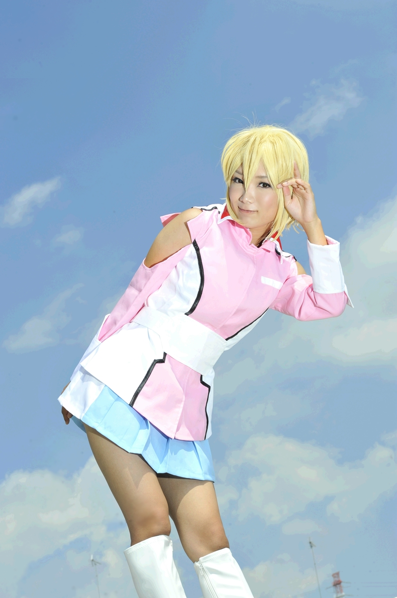 Hạt giống Gundam Stella Loussier