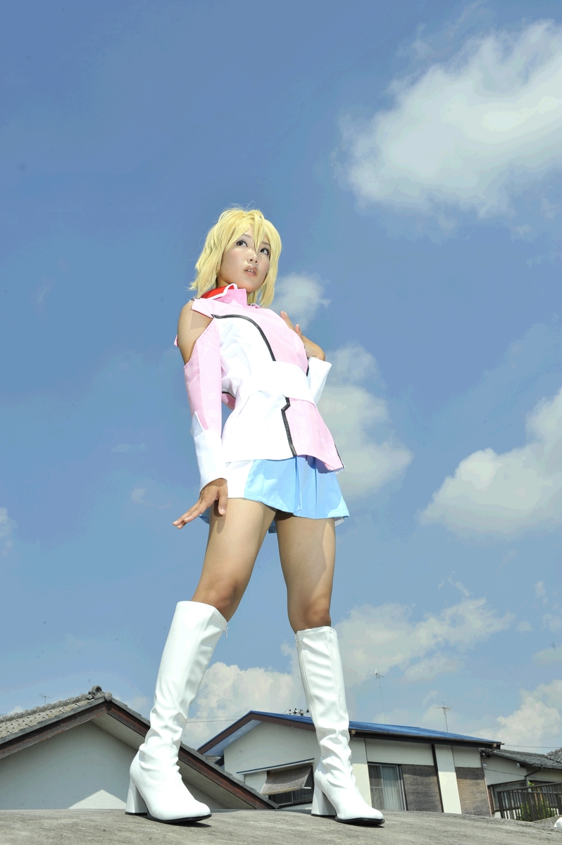 Hạt giống Gundam Stella Loussier