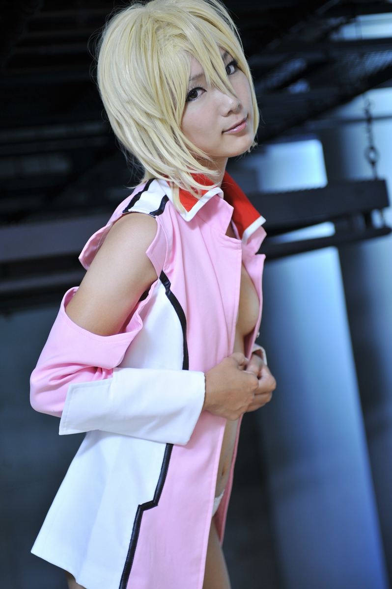 Hạt giống Gundam Stella Loussier