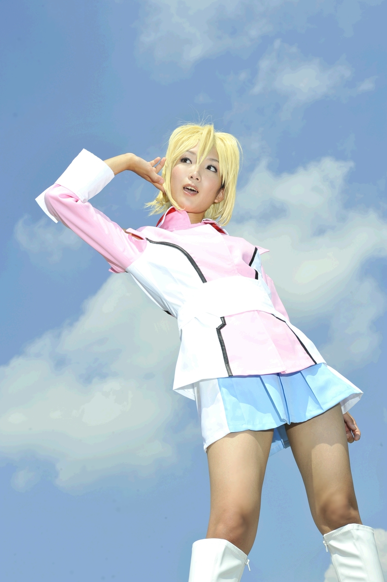 Hạt giống Gundam Stella Loussier