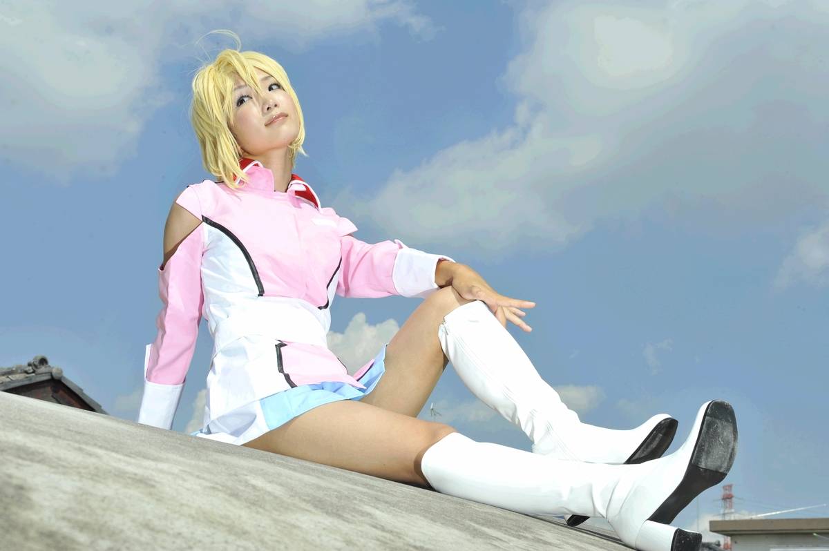 Hạt giống Gundam Stella Loussier