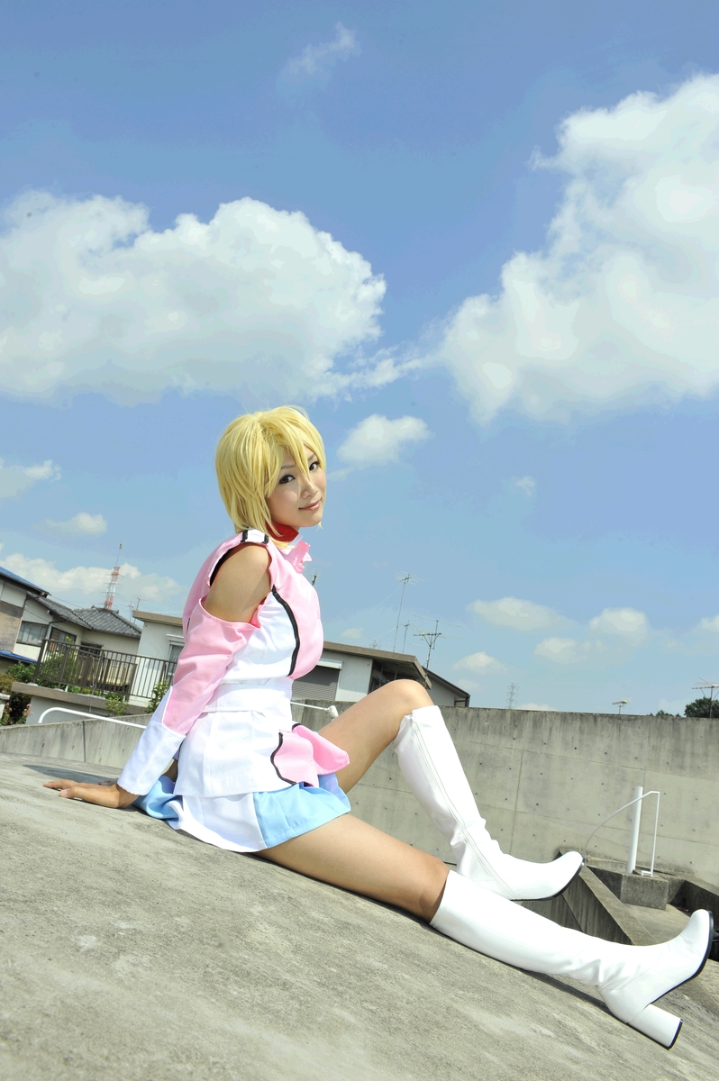 Hạt giống Gundam Stella Loussier