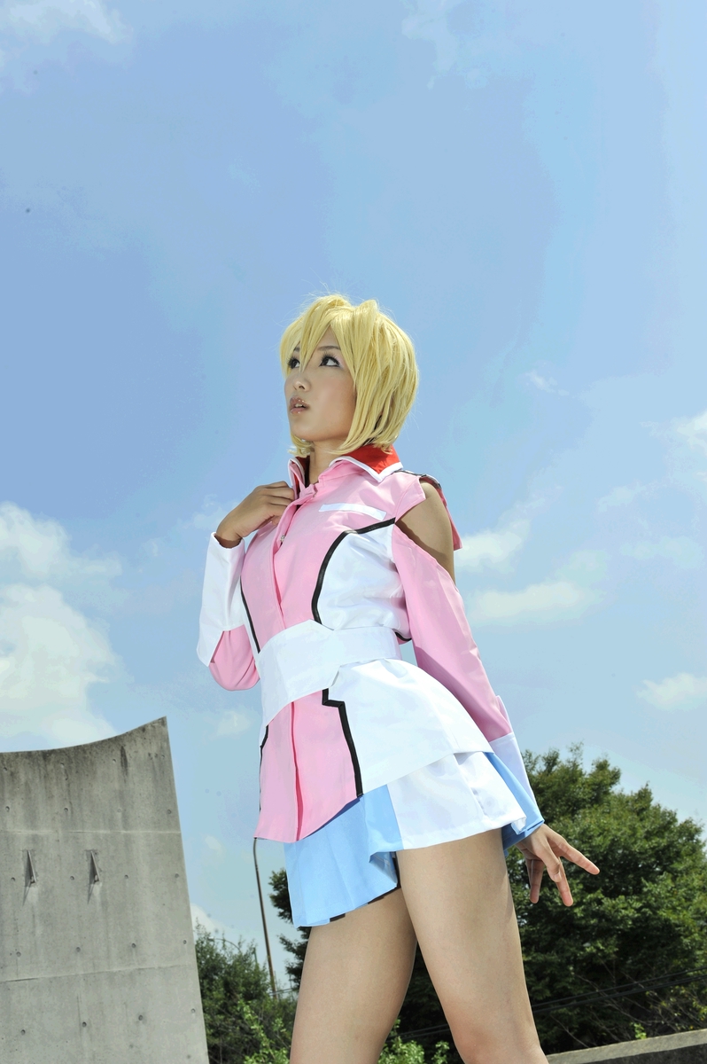 Hạt giống Gundam Stella Loussier