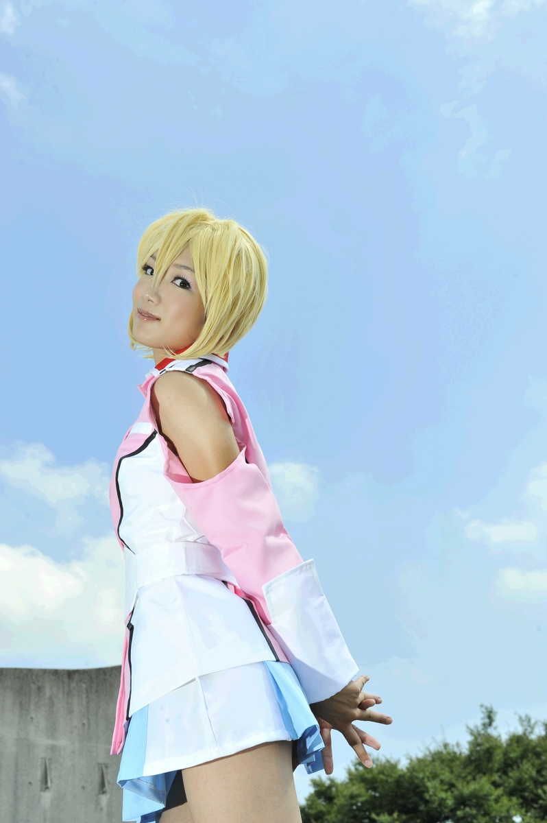 Hạt giống Gundam Stella Loussier