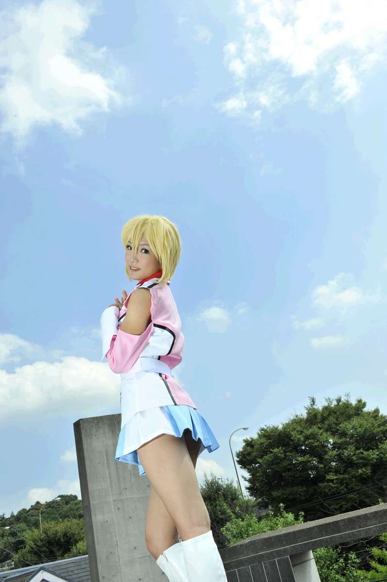 Hạt giống Gundam Stella Loussier