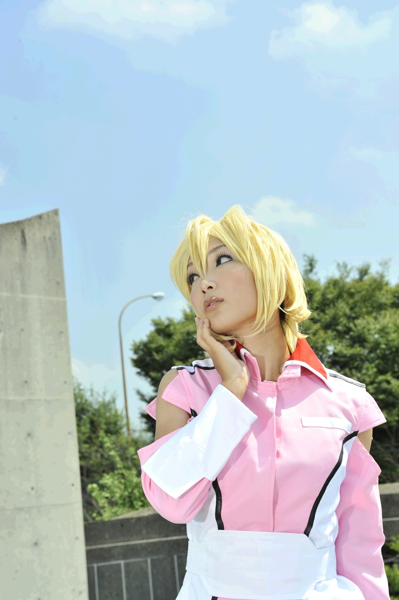 Hạt giống Gundam Stella Loussier