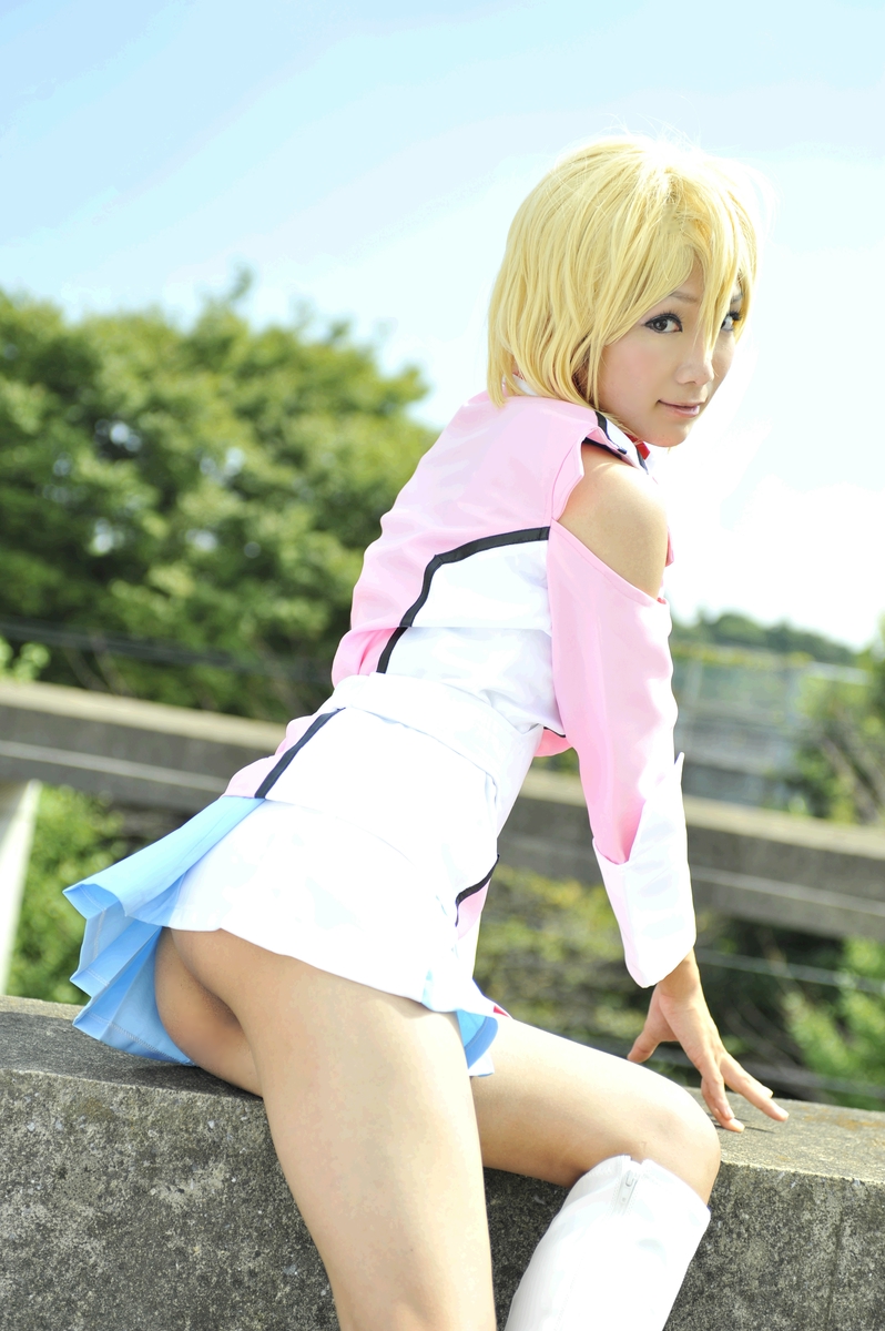 Hạt giống Gundam Stella Loussier