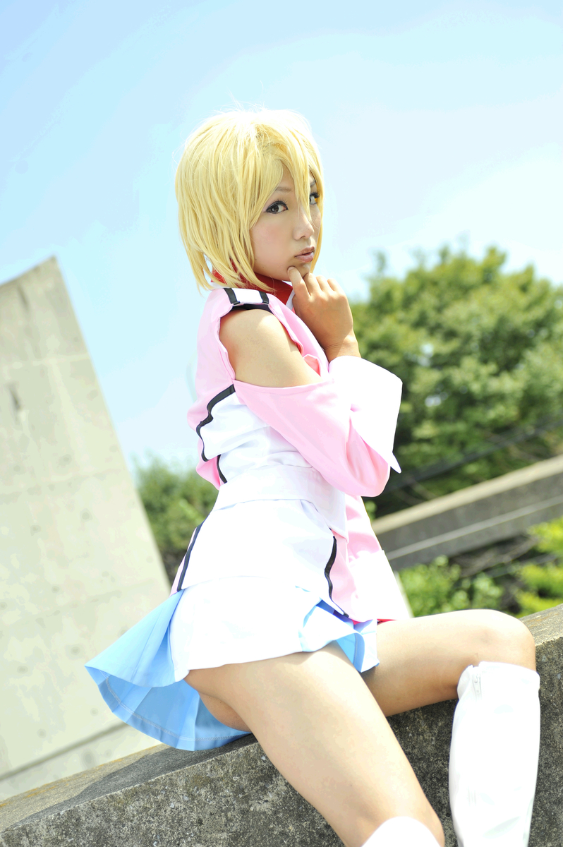 Hạt giống Gundam Stella Loussier