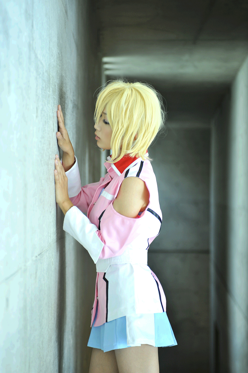 Hạt giống Gundam Stella Loussier