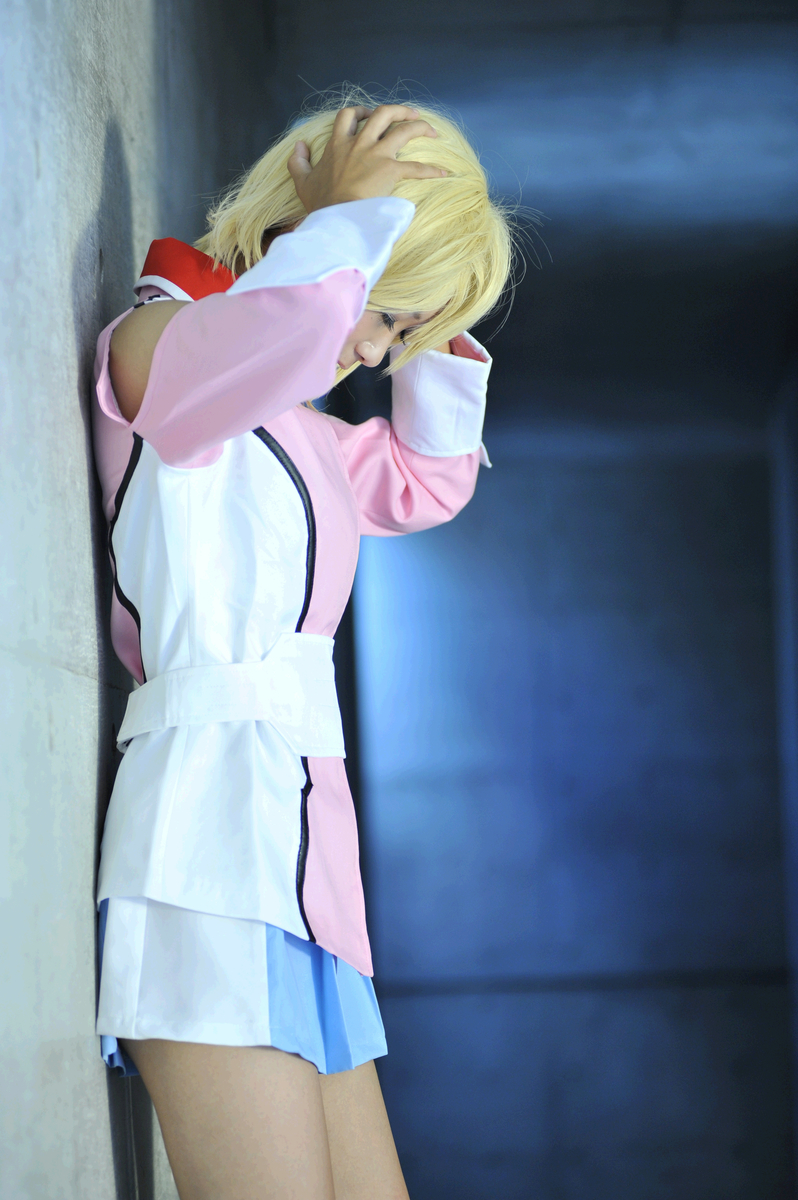 Hạt giống Gundam Stella Loussier