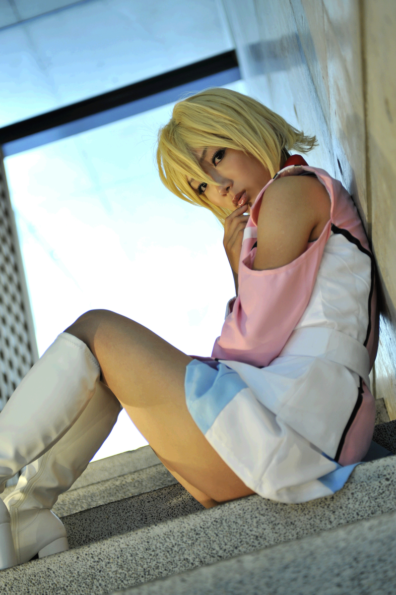 Hạt giống Gundam Stella Loussier