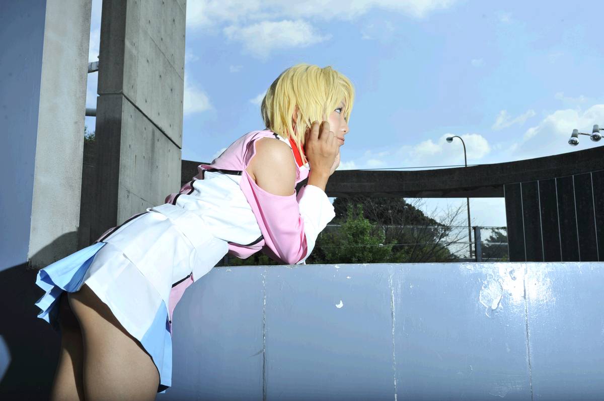 Hạt giống Gundam Stella Loussier