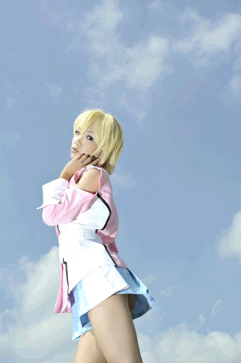 Hạt giống Gundam Stella Loussier