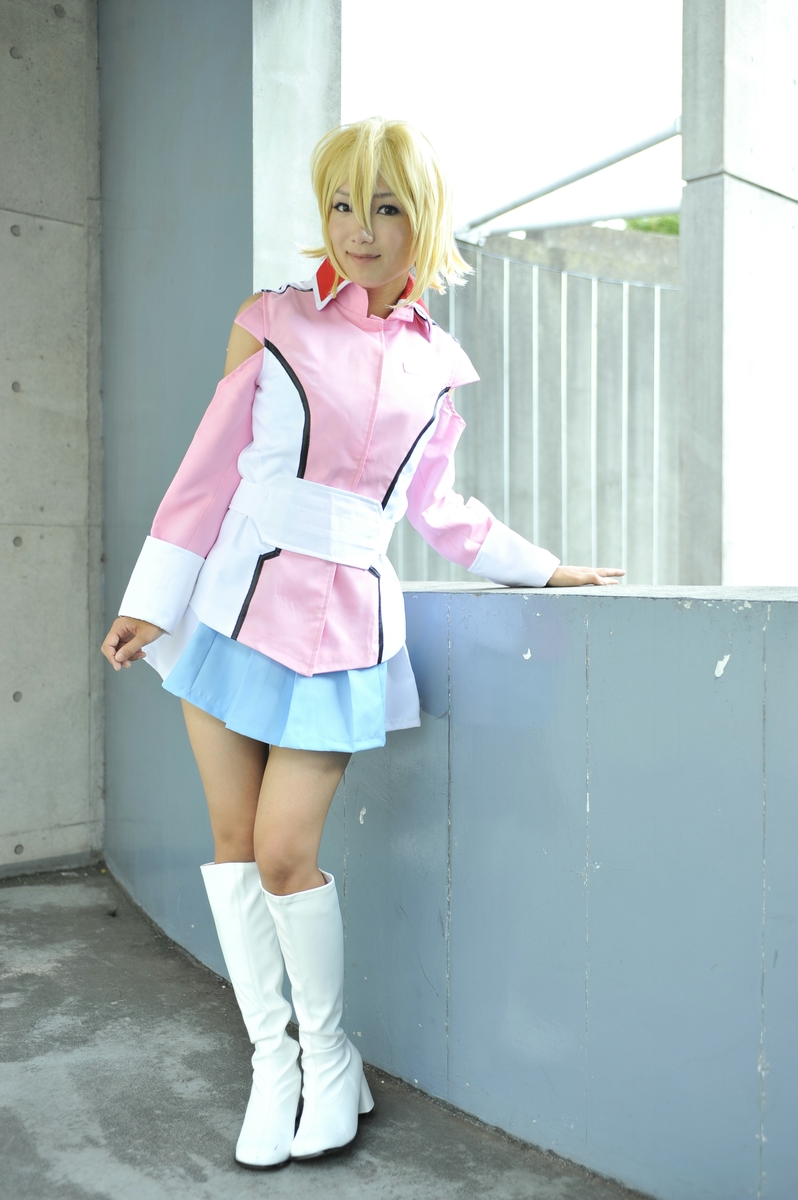 Hạt giống Gundam Stella Loussier