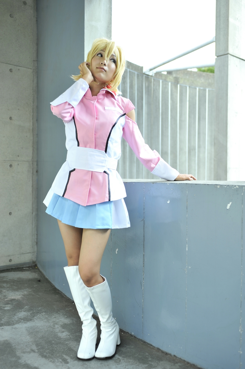 Hạt giống Gundam Stella Loussier