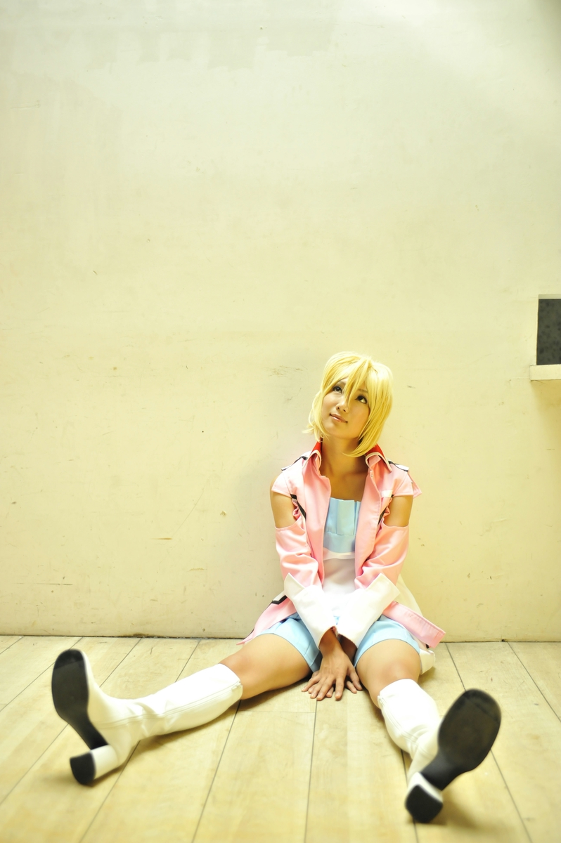 Hạt giống Gundam Stella Loussier