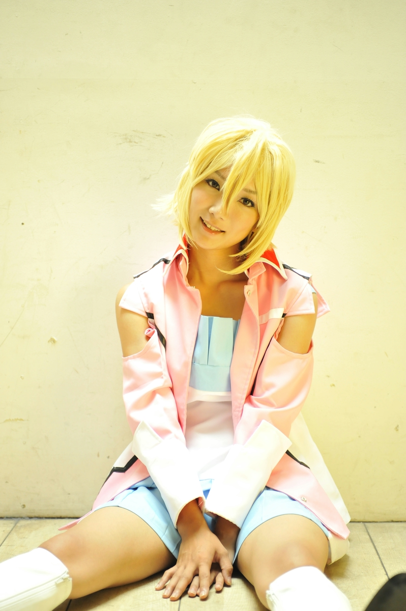 Hạt giống Gundam Stella Loussier