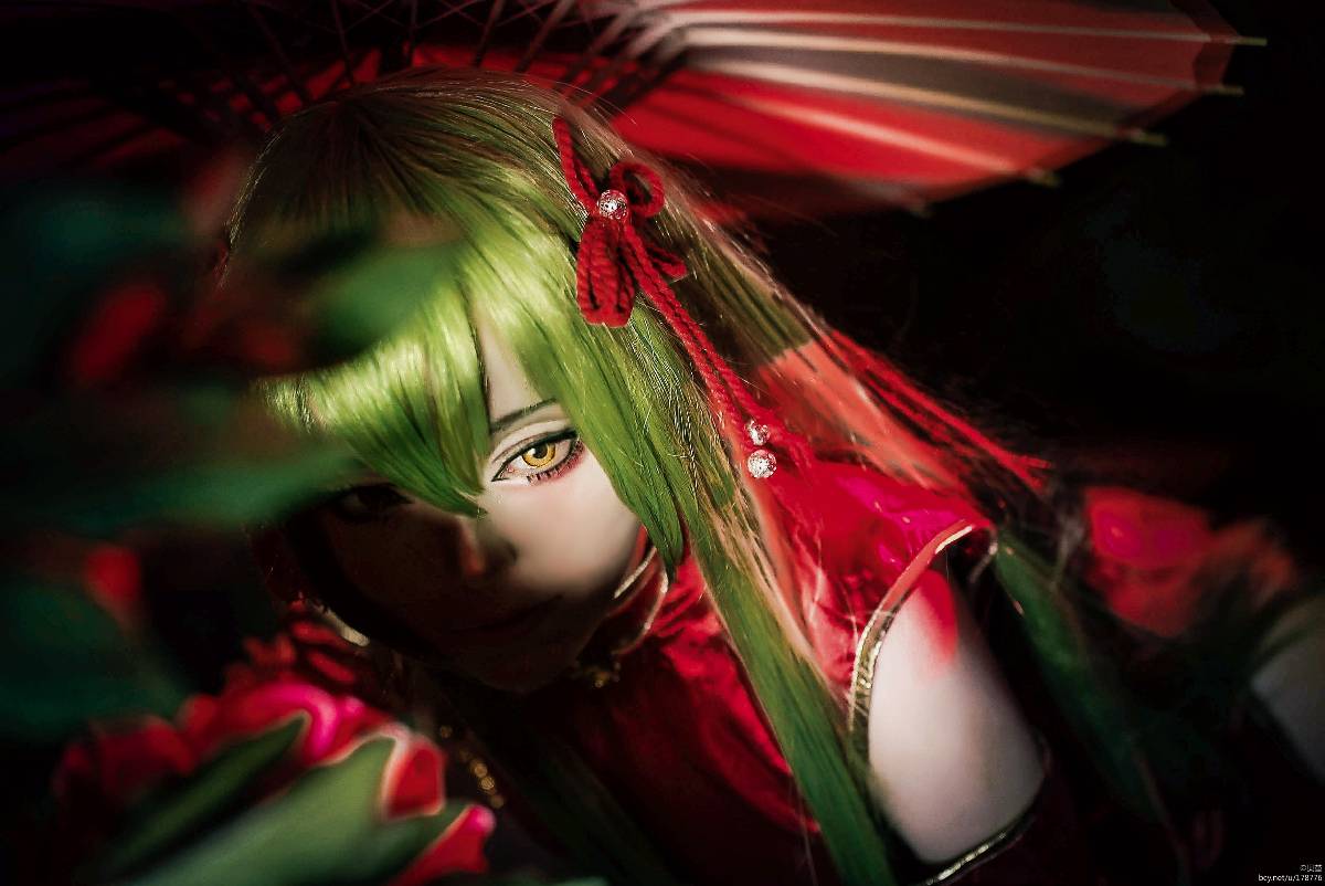 "Lelouch nổi loạn" C.C.