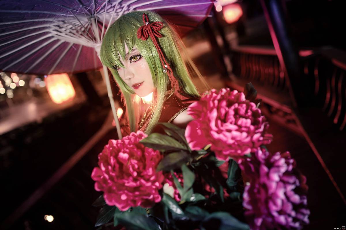 "Lelouch nổi loạn" C.C.