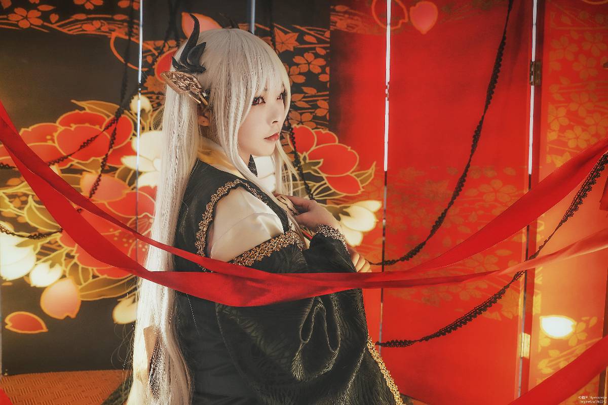 "Fate Grand Order" Kissing máu đen của Qing Ji C O S P L A Y