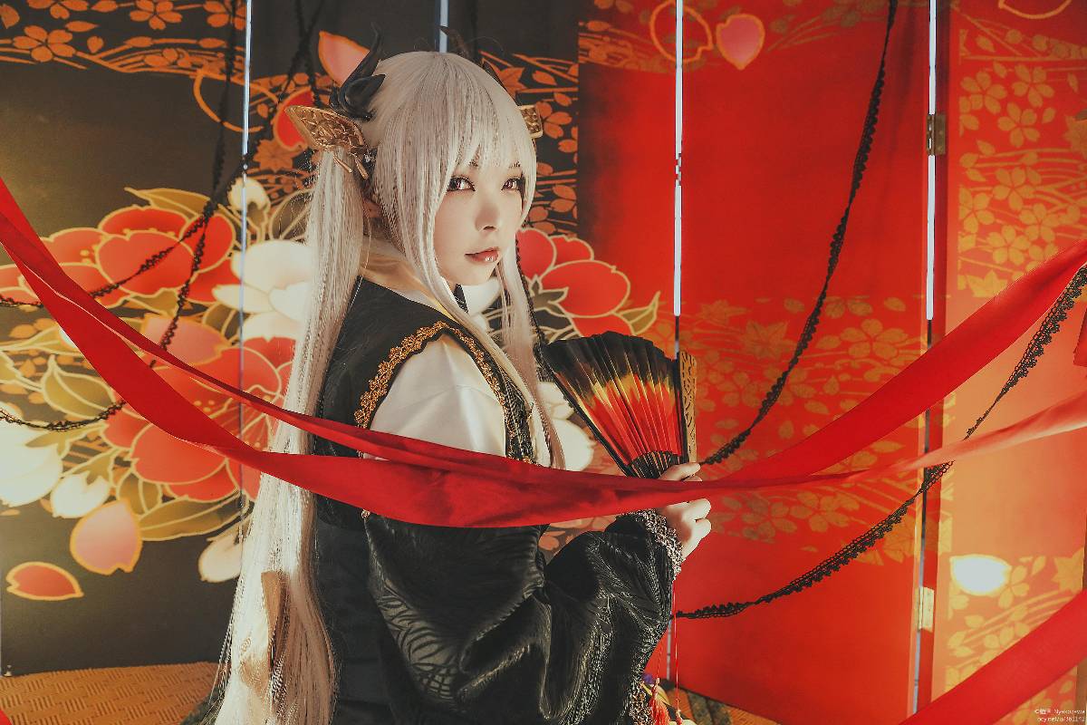 "Fate Grand Order" Kissing máu đen của Qing Ji C O S P L A Y