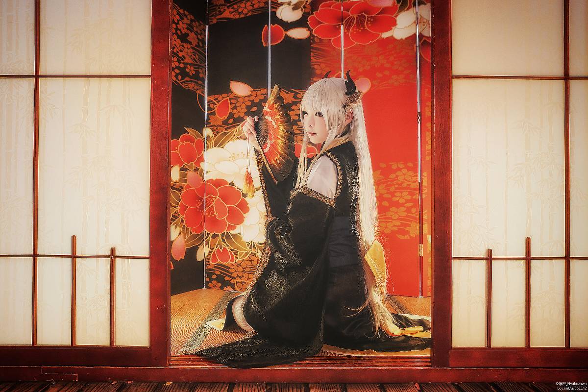 "Fate Grand Order" Kissing máu đen của Qing Ji C O S P L A Y