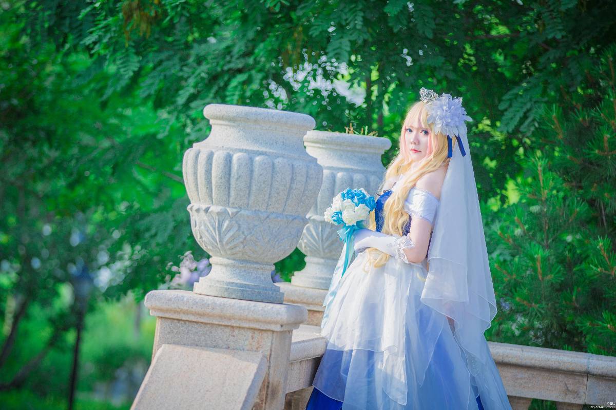 "Shilu nome pháo đài f" Xuelu nome poster váy cưới c o s p l a y