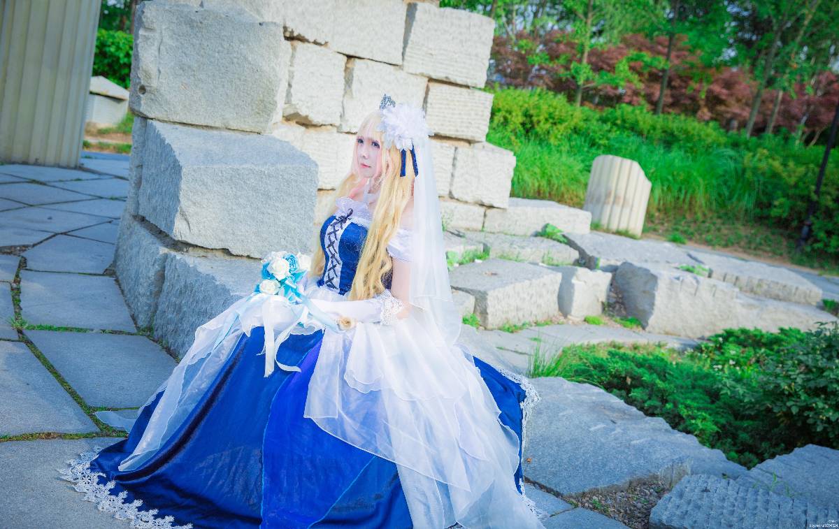 "Shilu nome pháo đài f" Xuelu nome poster váy cưới c o s p l a y