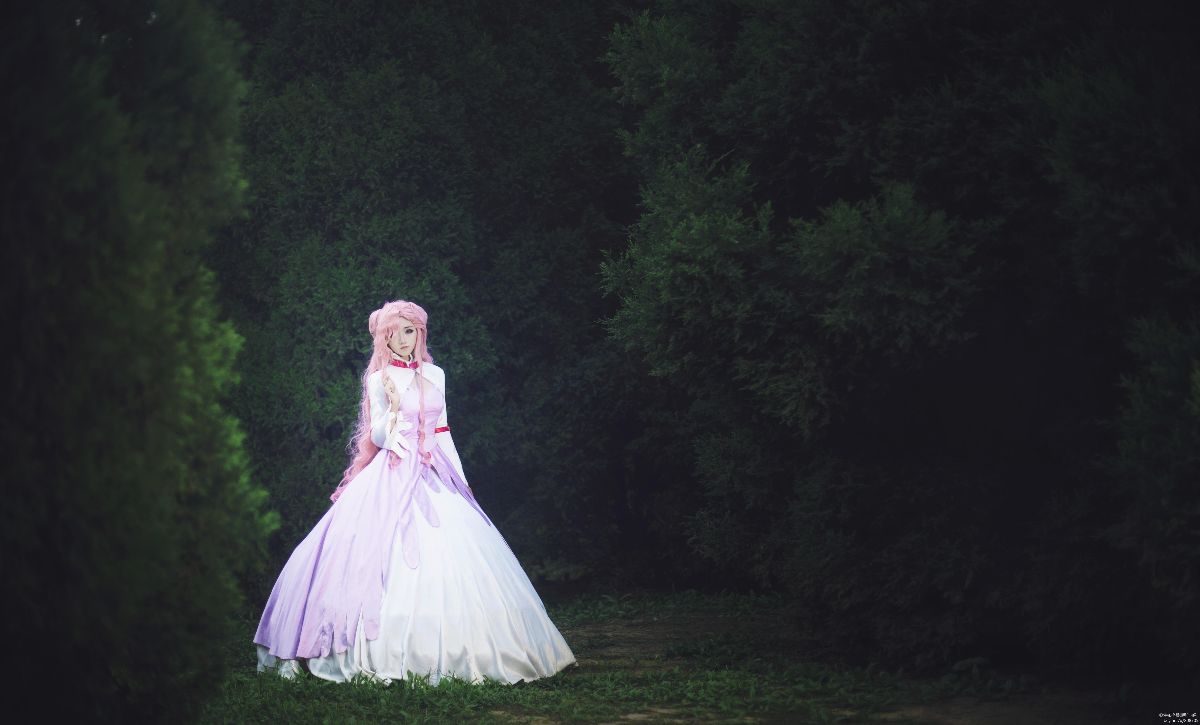 [Có lẽ là một lễ kỷ niệm sinh nhật] Chúc mừng sinh nhật Euphemia của mình!