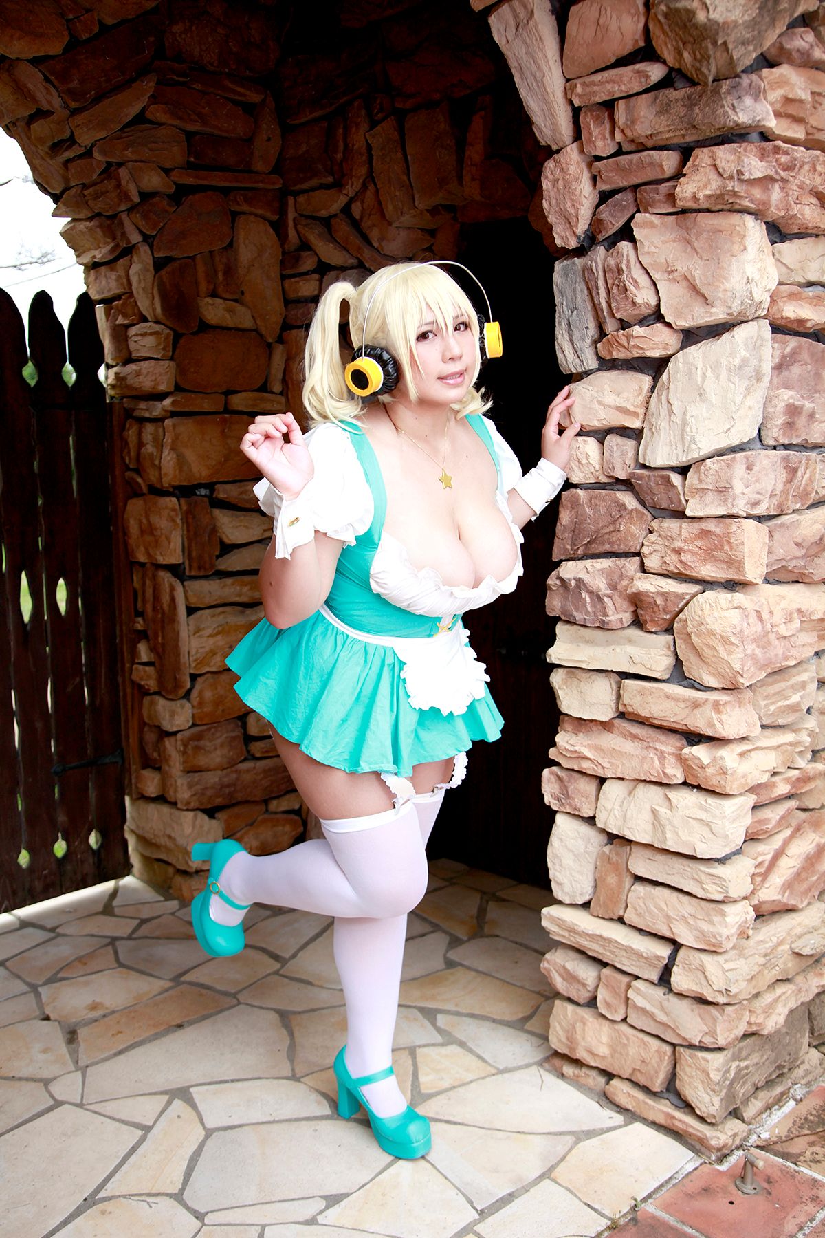 Nữ cosplayer xinh đẹp tự nhiên vol103