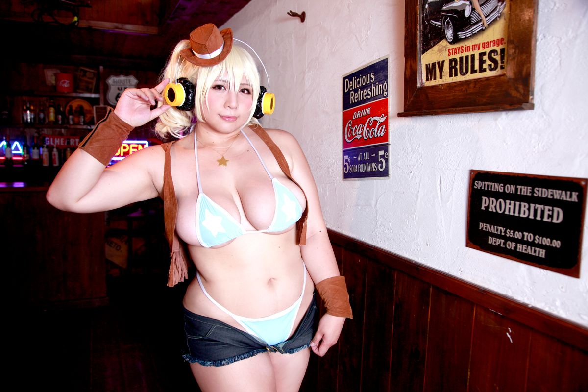 Nữ cosplayer xinh đẹp tự nhiên vol103