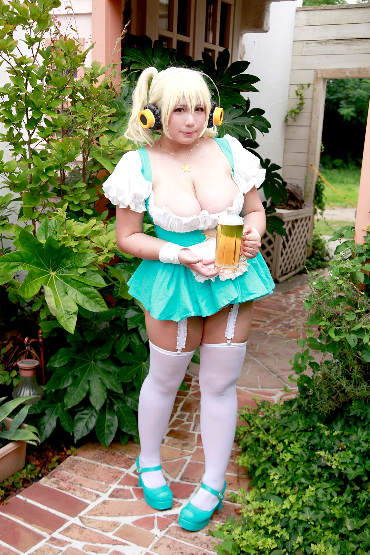 Nữ cosplayer xinh đẹp tự nhiên vol103