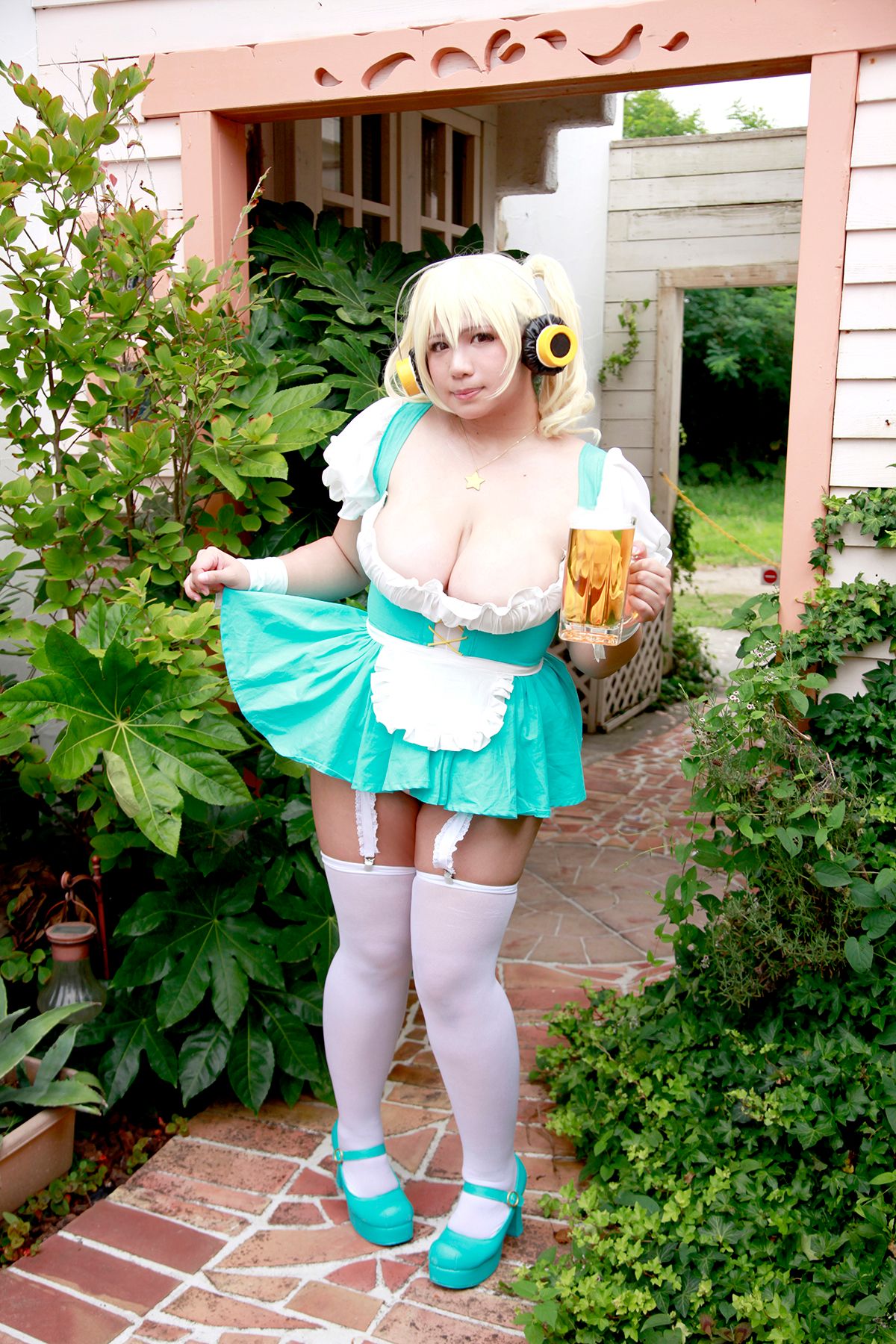 Nữ cosplayer xinh đẹp tự nhiên vol103