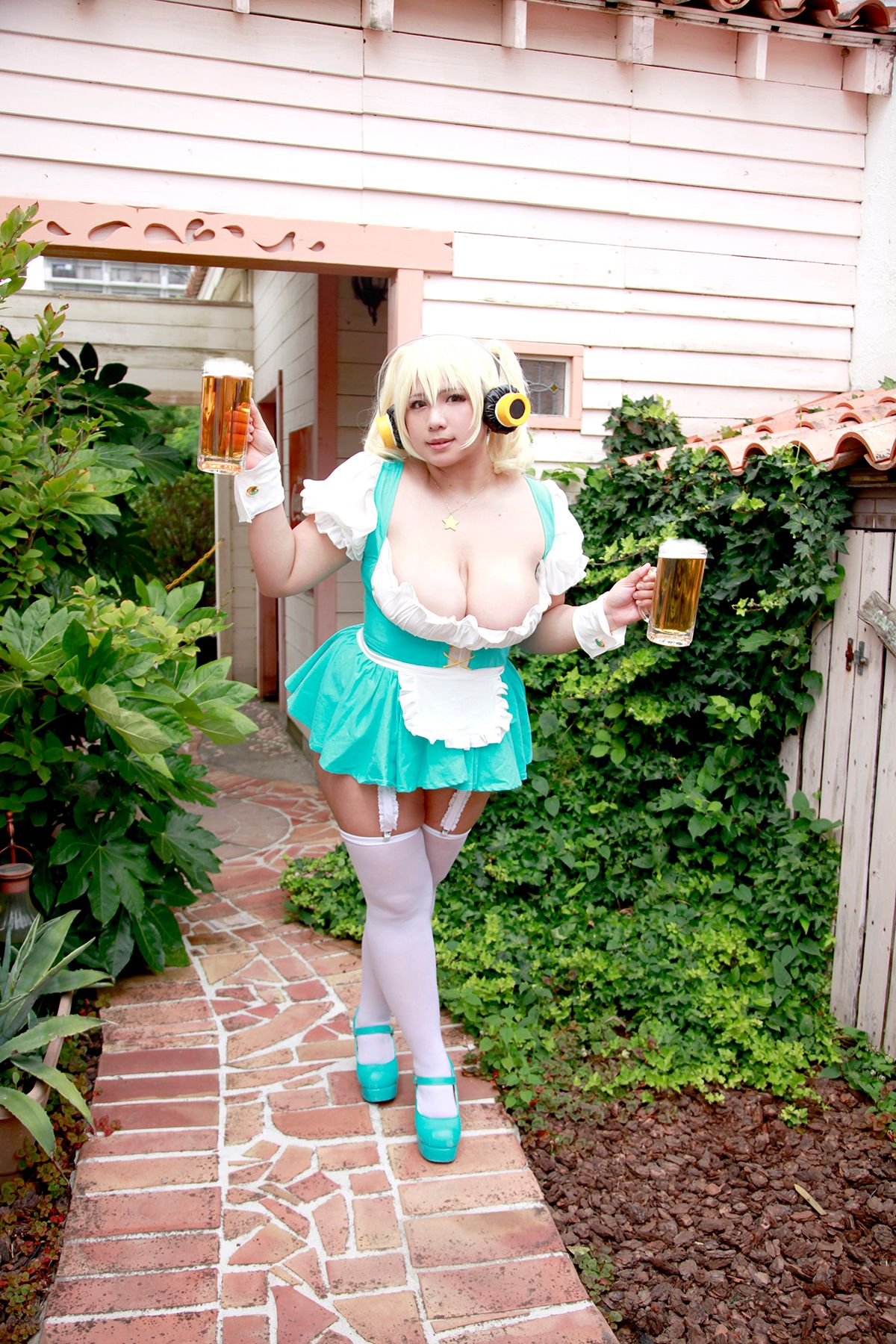 Nữ cosplayer xinh đẹp tự nhiên vol103