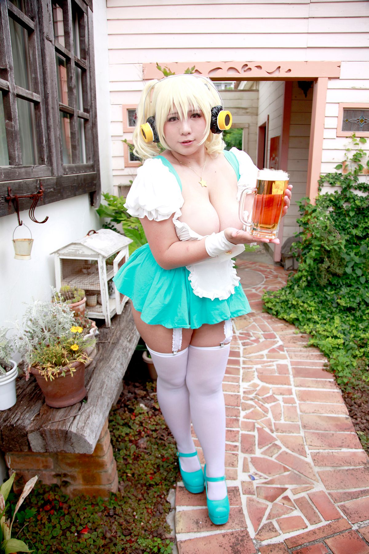 Nữ cosplayer xinh đẹp tự nhiên vol103