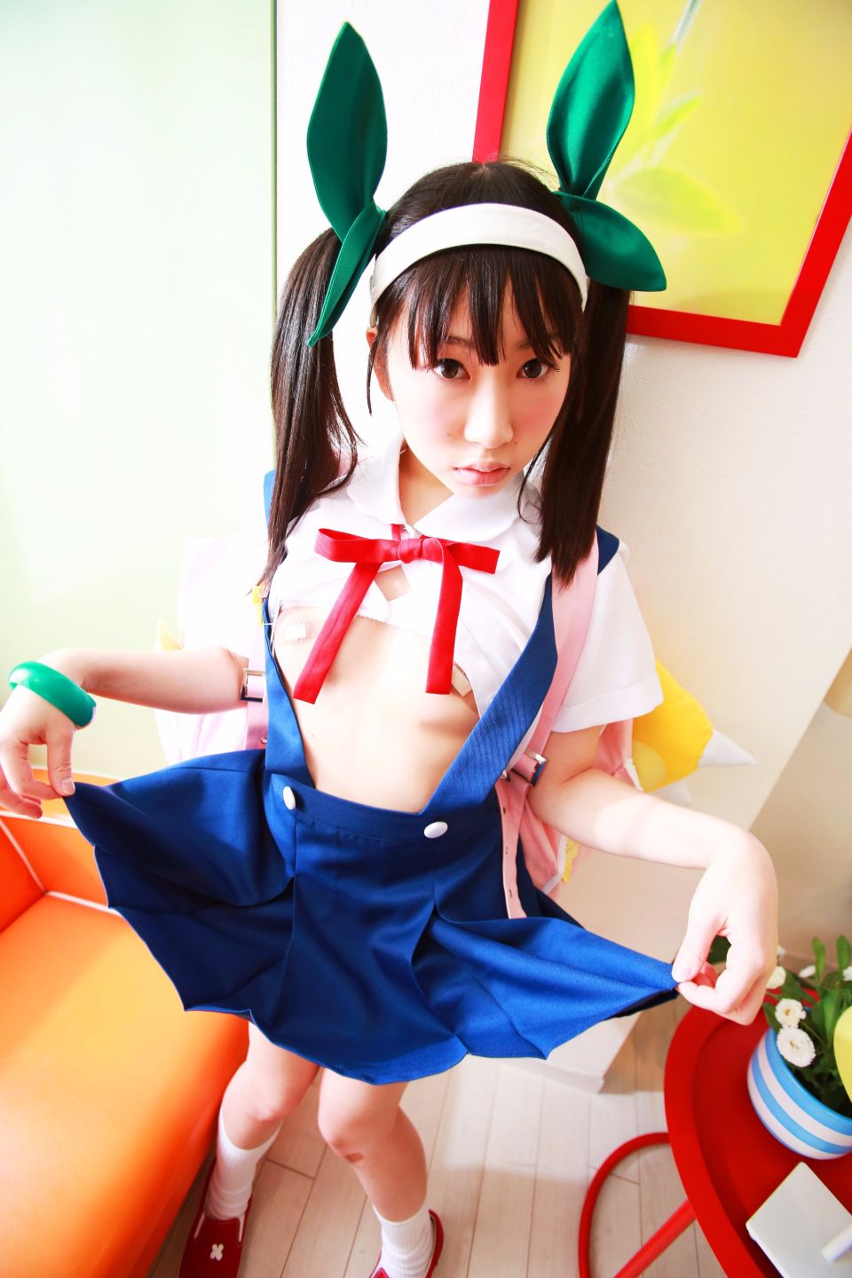 Câu chuyện lụa (màu trắng)