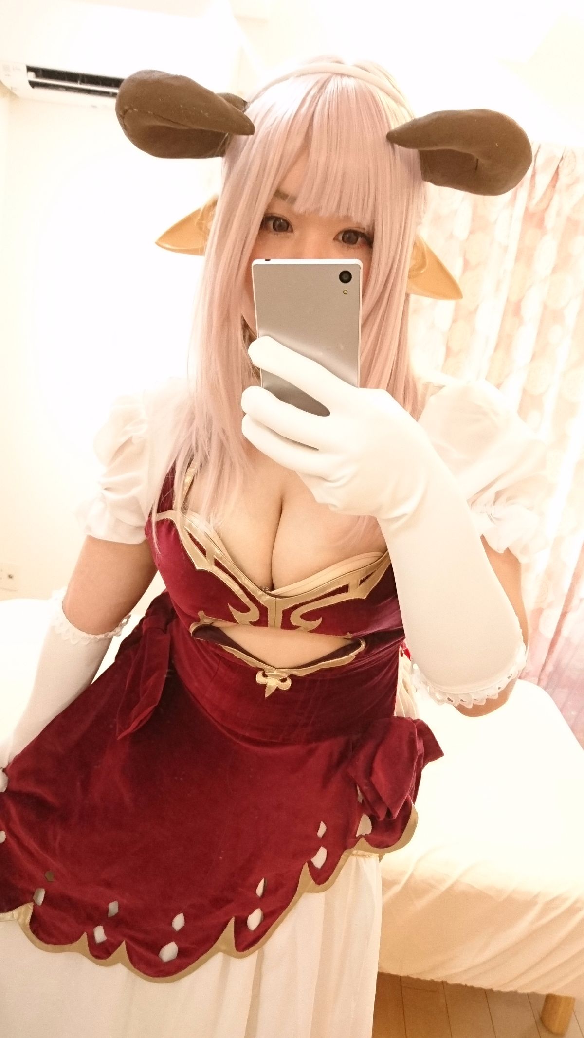 [Văn phòng bán hàng Dotechin] Cosplay x Máy mới - Tôi đã squirt với hai nhân vật!