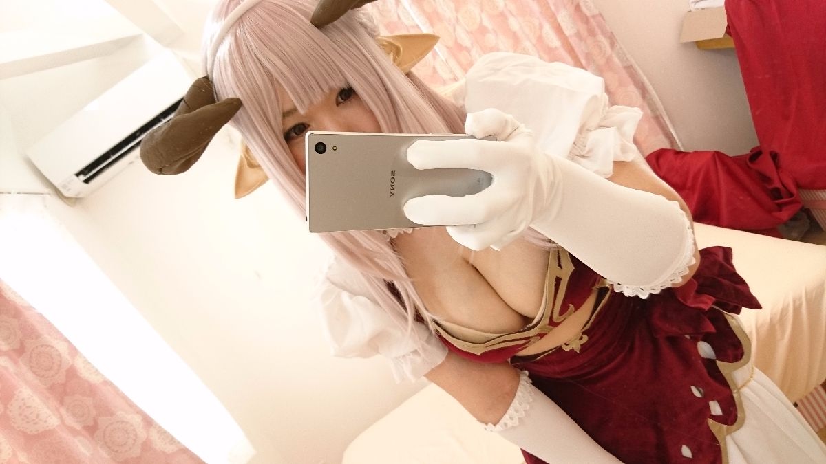[Văn phòng bán hàng Dotechin] Cosplay x Máy mới - Tôi đã squirt với hai nhân vật!