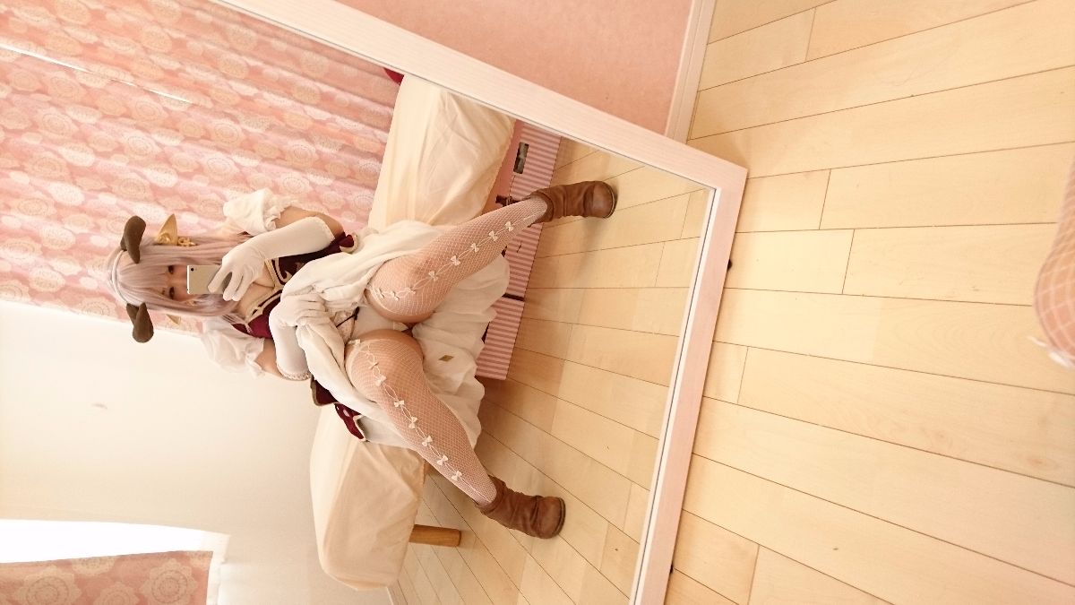 [Văn phòng bán hàng Dotechin] Cosplay x Máy mới - Tôi đã squirt với hai nhân vật!