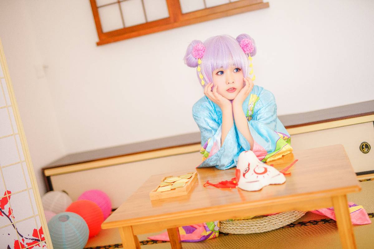 "Người giúp việc rồng của gia đình Kobayashi" Kangna Kimono c o s p l a y