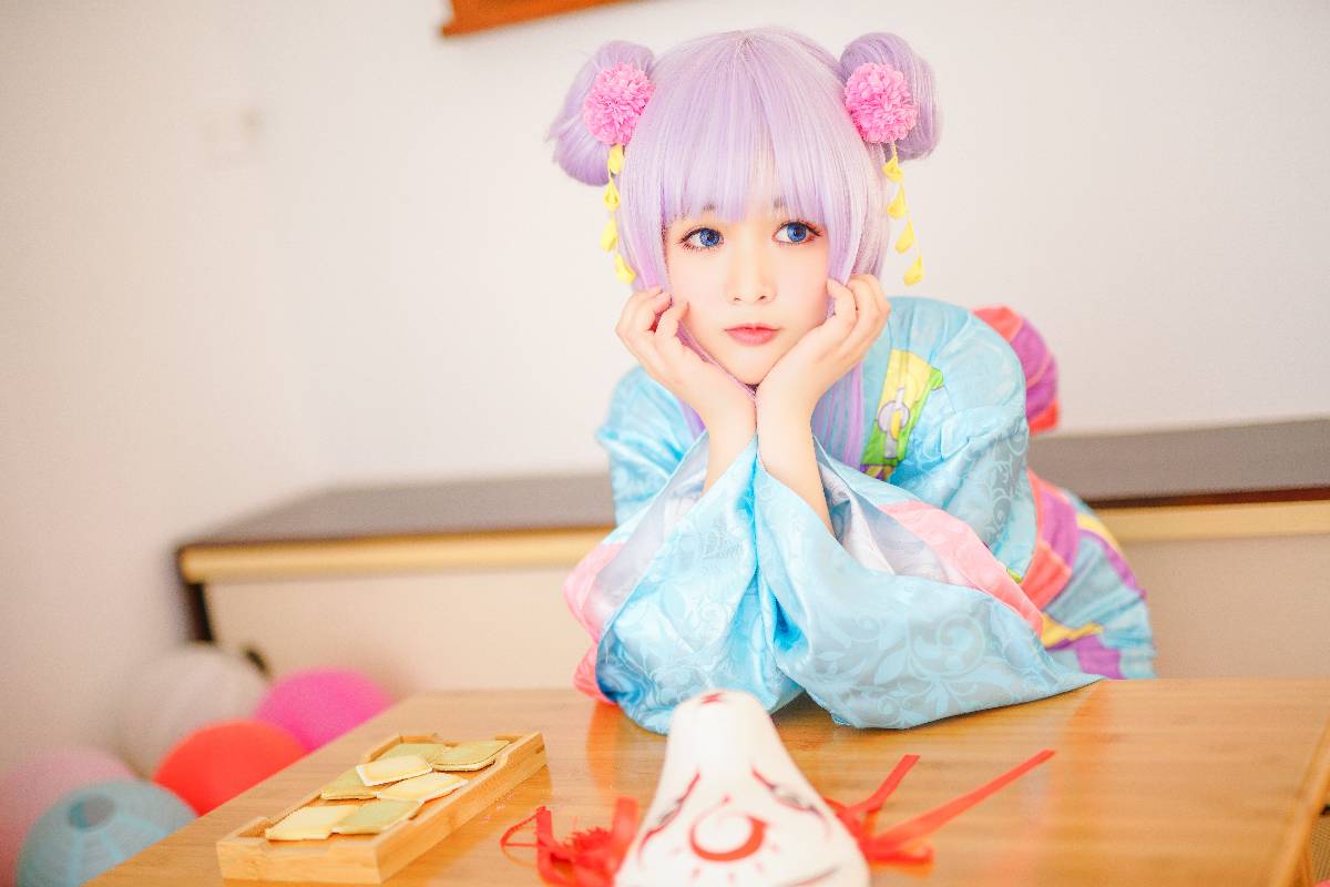 "Người giúp việc rồng của gia đình Kobayashi" Kangna Kimono c o s p l a y