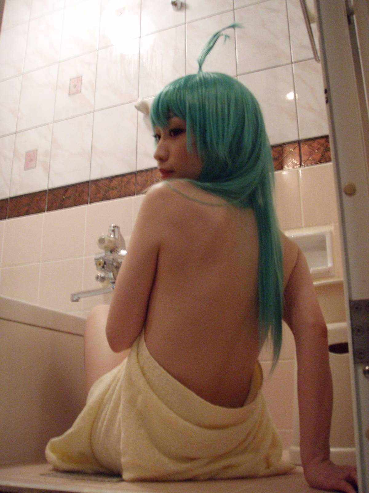 [Phục vụ màu cam] Suito Eirian