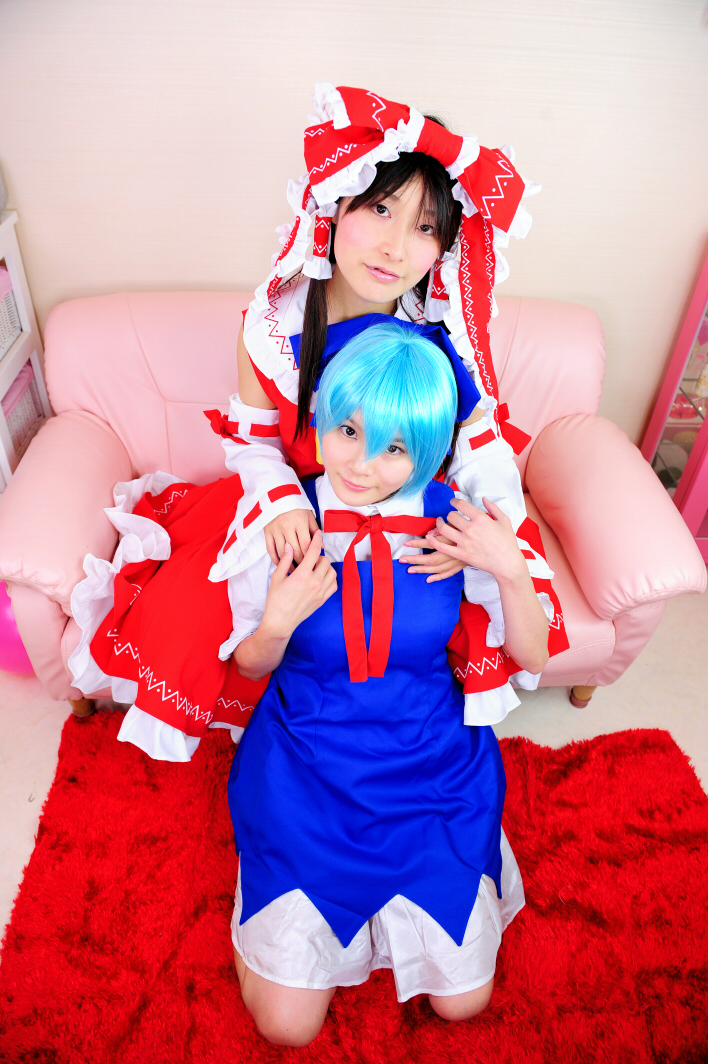 [Bữa tiệc lễ hội nhiều người]