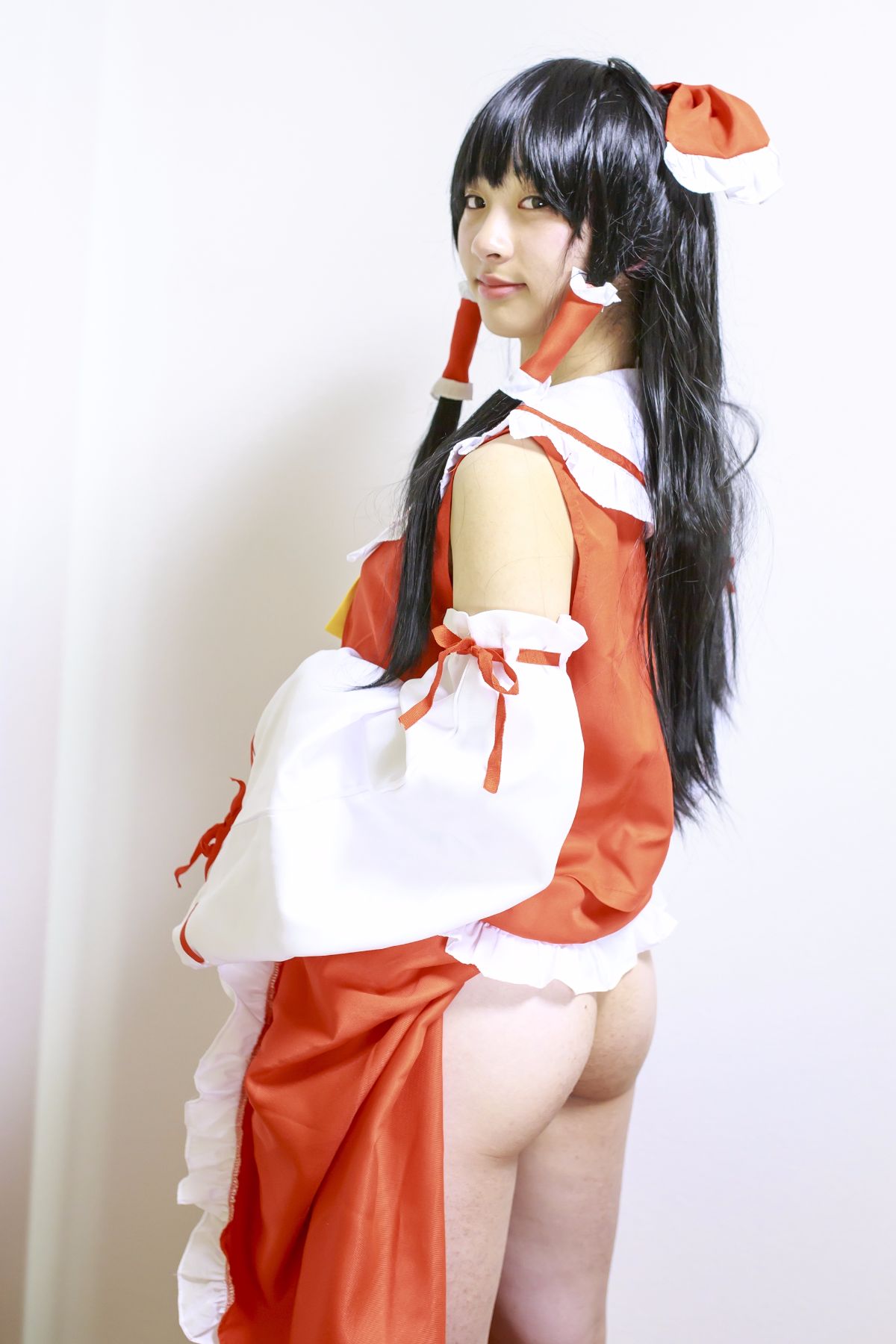Lễ hội Creampie với The Shrine Maiden