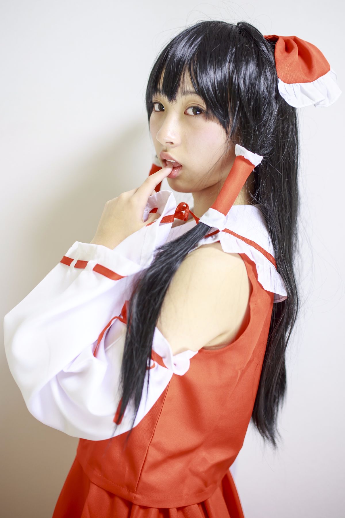 Lễ hội Creampie với The Shrine Maiden