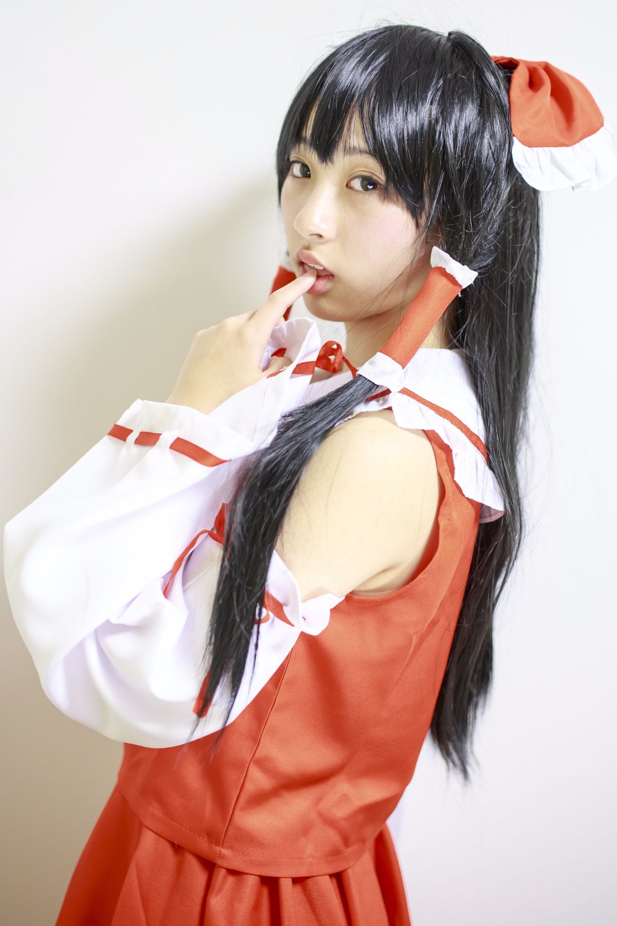 Lễ hội Creampie với The Shrine Maiden