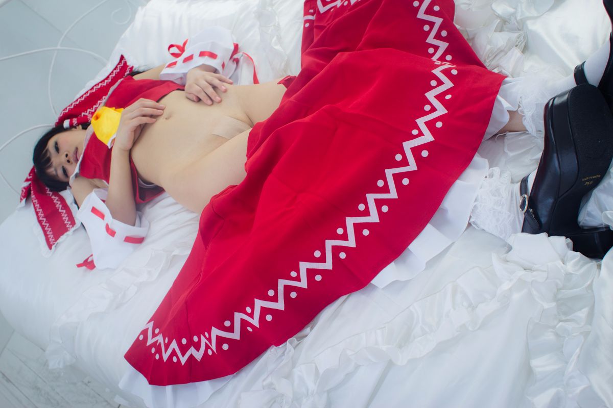 [Bảy búp bê] Touhou Pretty Book Tập 1 Reimu