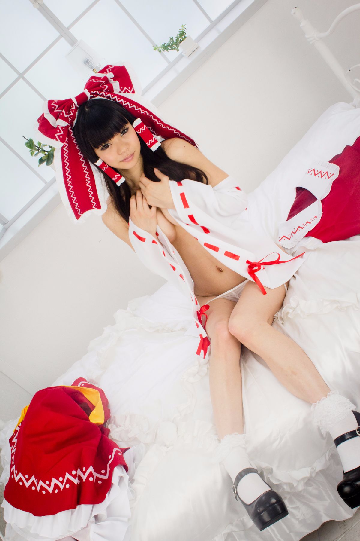 [Bảy búp bê] Touhou Pretty Book Tập 1 Reimu